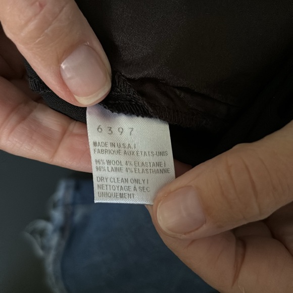 Black wool 6397 designer. Elastic waist. Skinny leg. Great condition - Picture 6 of 6